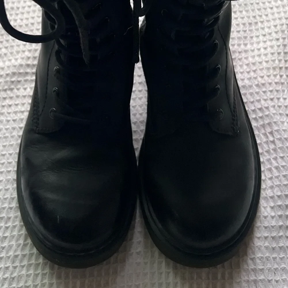 Dr. Martens Youth Black Lace-Up 1914J Combat Boots Sz 2